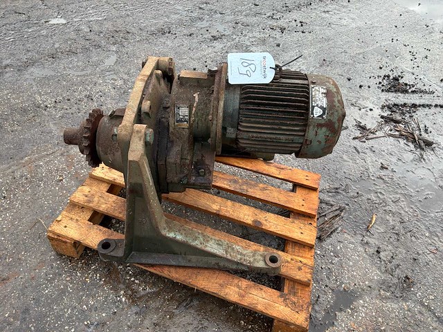 Avec ake 112m elektromotor aandrijving - afbeelding 1 van  7