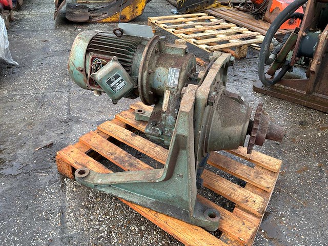 Avec ake 112m elektromotor aandrijving - afbeelding 3 van  7