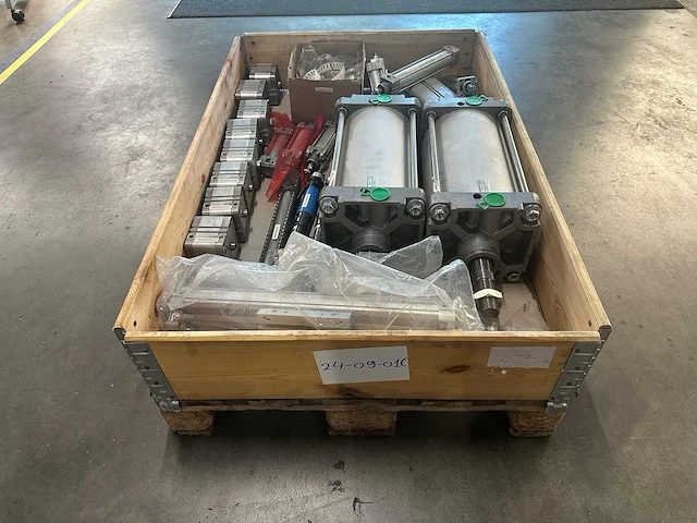 Aventics, festo, rexroth - spare parts - afbeelding 1 van  11