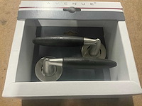 Avenue balistik rond rozet deurkruk set (52x) - afbeelding 3 van  5