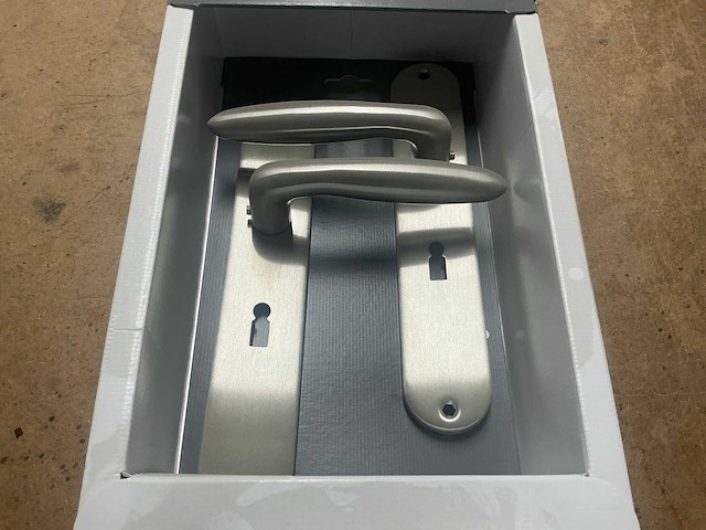 Avenue niels deurkruk 56mm rvs (8x) - afbeelding 4 van  5