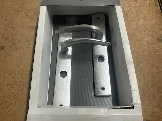 Avenue vola wc 63/8mm deurkruk set (9x) - afbeelding 3 van  4