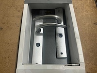 Avenue vola wc 63/8mm deurkruk set (9x) - afbeelding 3 van  4