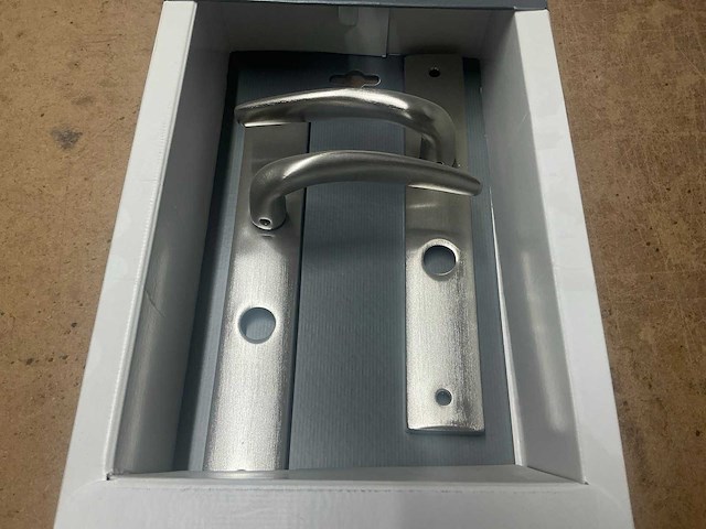 Avenue vola wc deurkruk set 63/8mm mat nikkel (37x) - afbeelding 3 van  7