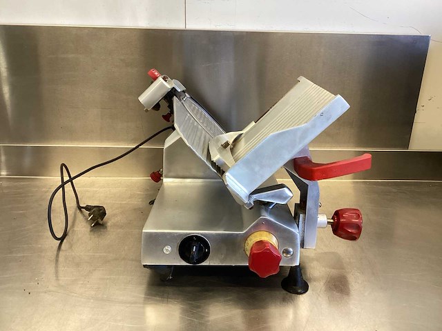 Avery berkel aip 33 vlees snijmachine - afbeelding 11 van  14