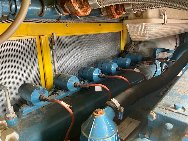 Avesco / cat stroomgenerator - afbeelding 9 van  25