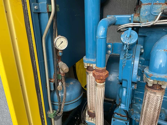 Avesco / cat stroomgenerator - afbeelding 20 van  25