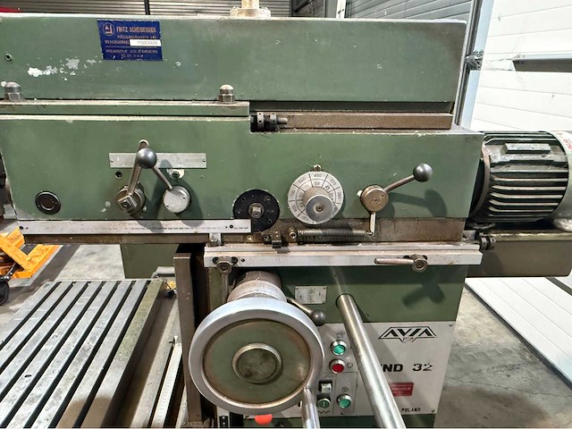 Avia fnd 32 universele freesmachine - afbeelding 3 van  13