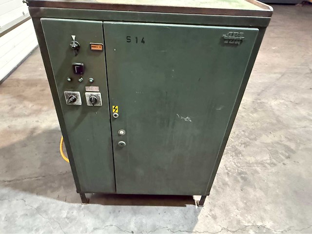 Avia fnd 32 universele freesmachine - afbeelding 9 van  13