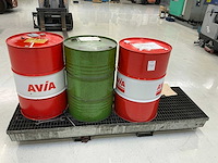 Avia olie opvangbak en olie - afbeelding 4 van  13