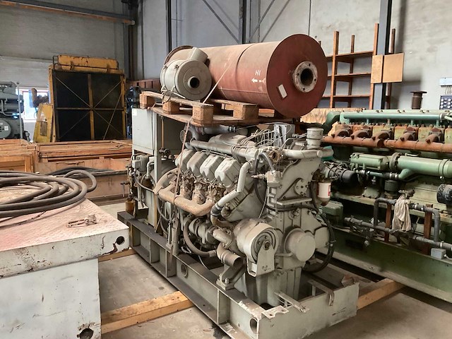 Avk dib 55/200-4d diesel generator (200 kva) - afbeelding 2 van  9