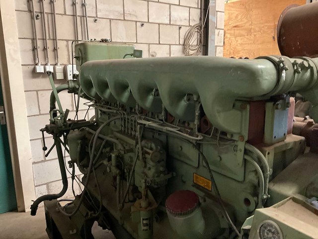 Avk djb80 diesel generator (247 kva) - afbeelding 7 van  13