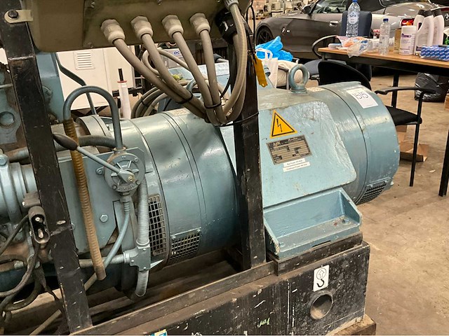 Avk mb 150 kva noodstroomaggregaat - afbeelding 8 van  24