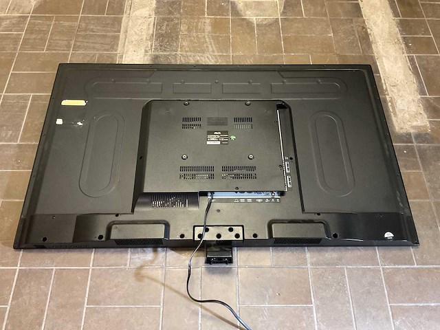 Avol aet50320fm led tv - afbeelding 2 van  3