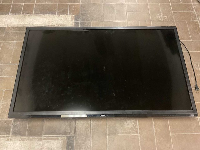 Avol aet50320fm led tv - afbeelding 2 van  5