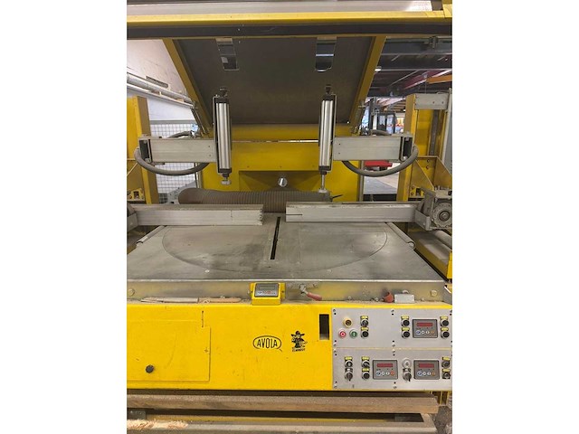 Avola - 2001 - gamma 60r - afkortcirkelzaagmachine - afbeelding 5 van  11