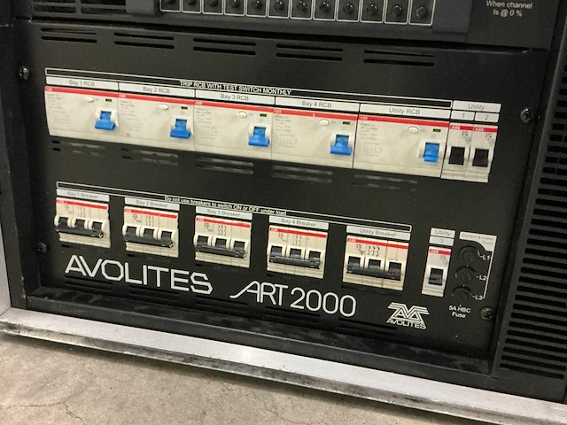 Avolites art 2000 dimmer - afbeelding 3 van  15