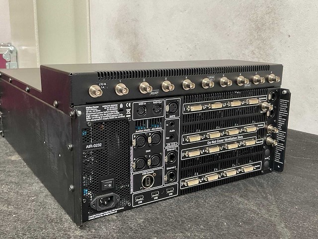Avolites rx8 media server - afbeelding 5 van  5