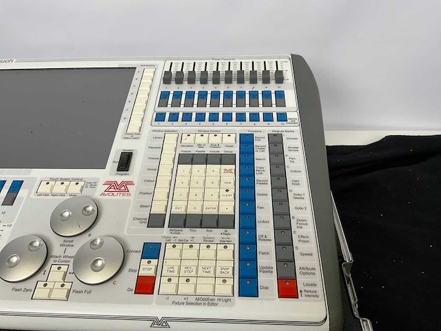 Avolites tiger touch 1 avolites lichttafel - afbeelding 4 van  8