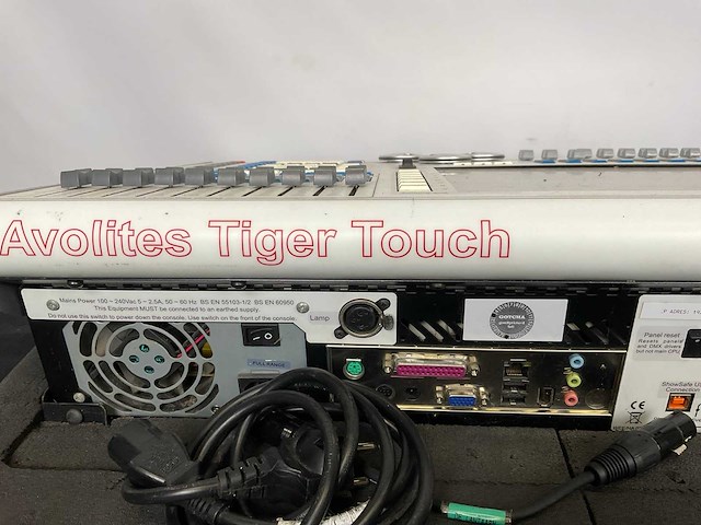 Avolites tiger touch 1 avolites lichttafel - afbeelding 7 van  8