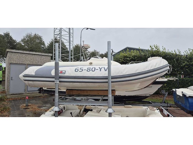 Avon - seasport 320 jet sc-dl - rib - afbeelding 1 van  3
