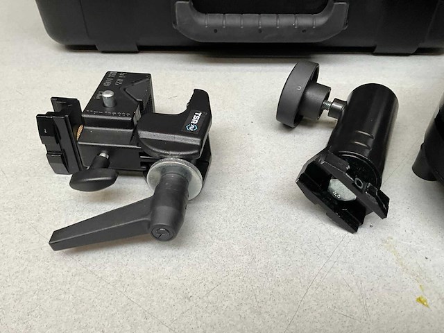 Avonic cm70-ip-b ptz camera (2x) - afbeelding 4 van  8