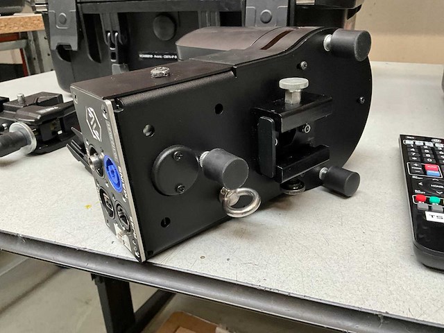 Avonic cm70-ip-b ptz camera (2x) - afbeelding 7 van  8