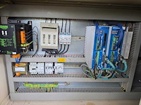 Axa - 2000 - vsc-1-4000-m/e - cnc freesmachine - afbeelding 10 van  14