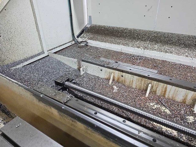 Axa - 2000 - vsc-1-4000-m/e - cnc freesmachine - afbeelding 4 van  14