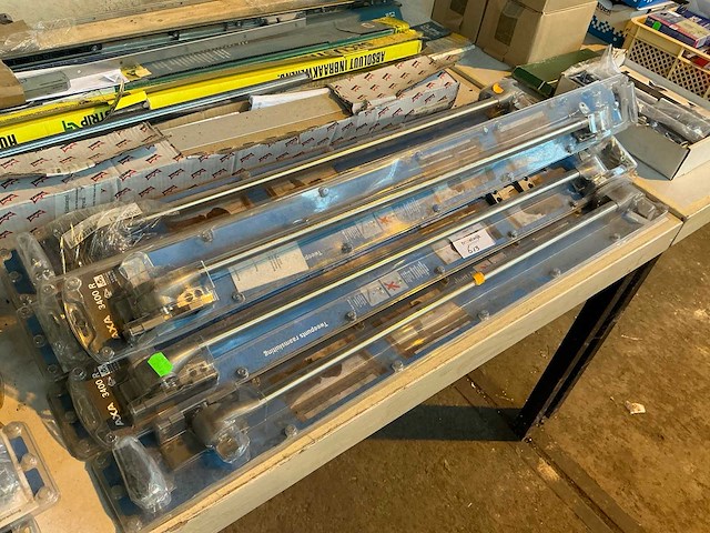 Axa 3400r raamsluiting (10x) - afbeelding 1 van  4