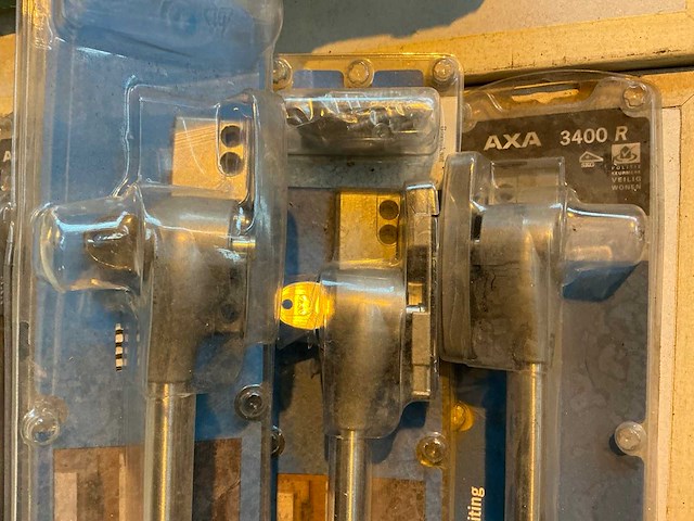 Axa 3400r raamsluiting (10x) - afbeelding 3 van  4
