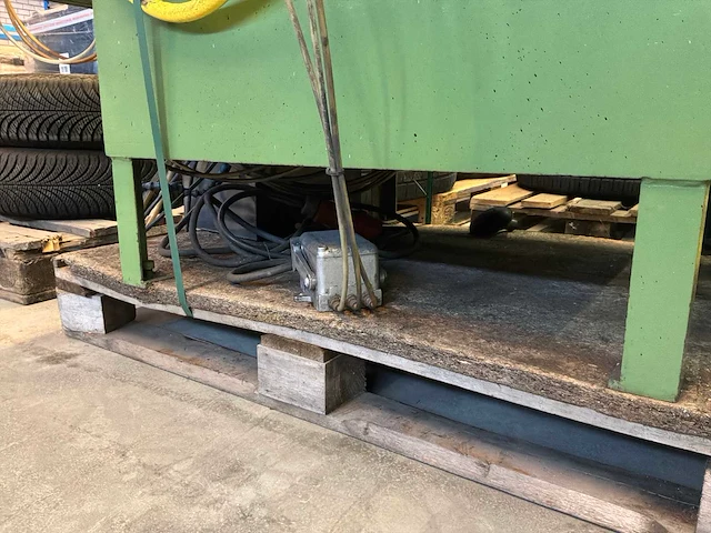 Axa afkortcirkelzaagmachine - afbeelding 7 van  9