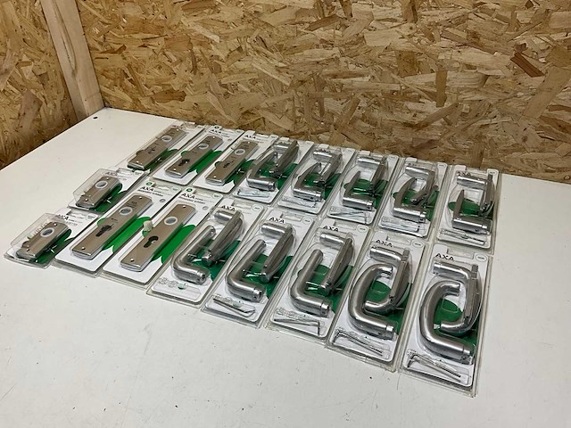 Axa deurkrukken en schilden (17x) - afbeelding 2 van  9