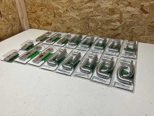 Axa deurkrukken en schilden (17x) - afbeelding 3 van  9