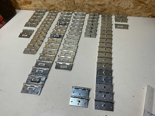 Axa partij diverse scharnieren (76x) - afbeelding 1 van  16