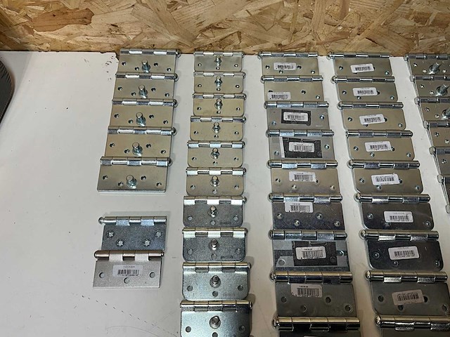 Axa partij diverse scharnieren (76x) - afbeelding 14 van  16