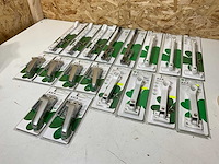 Axa raamsluitingen en raamuitzetters (18x) - afbeelding 1 van  8