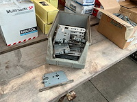 Axa sluitwerk deur (20x) - afbeelding 1 van  2