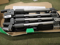 Axa telescopische uitzetter telescopische raamuitzetter 30in 2826-00-49/e - afbeelding 1 van  3