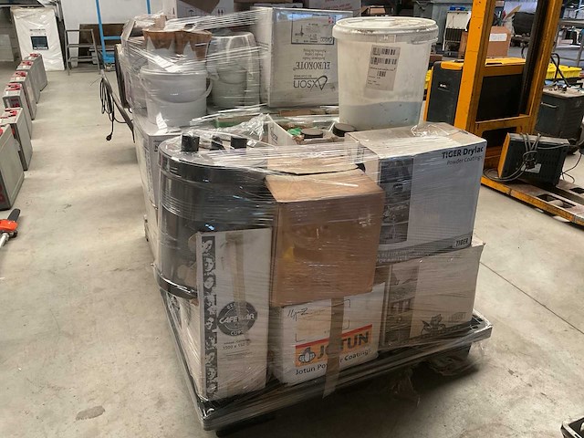 Axalta/resicoat poeder t.b.v. poedercoating - afbeelding 1 van  4