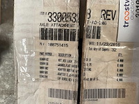 Axle assembly parts kit - afbeelding 2 van  3