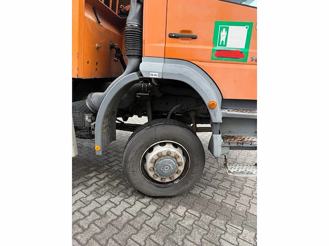 Axor 4x4 - vuilniswagen - vrachtwagen - afbeelding 3 van  16