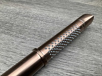 Axor starck showerporter wandhouder met staafhanddouche 2jet en doucheslang brushed red gold - afbeelding 8 van  8