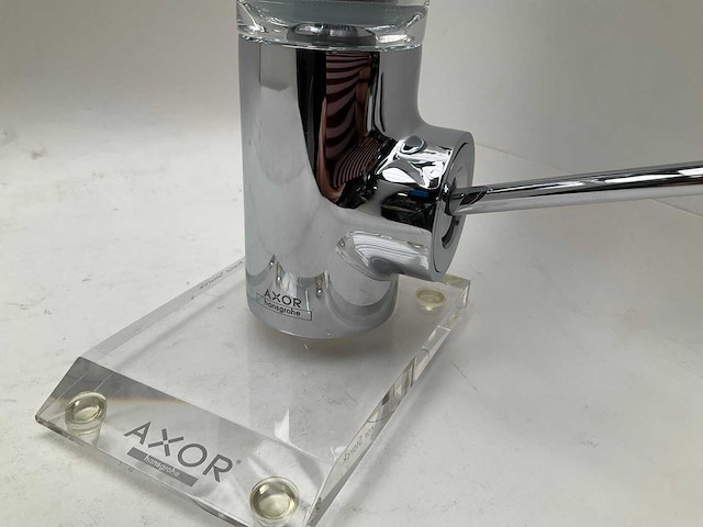 Axor starck v wastafelkraan met glazen uitloop - afbeelding 7 van  8