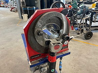 Axxair cc170 buizen zaagmachine op heftafel - afbeelding 3 van  8