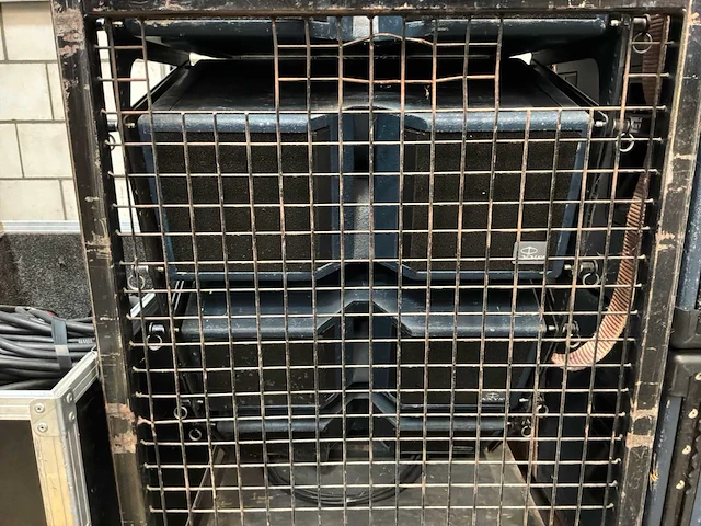 Axys target u16 line-array systeem - afbeelding 18 van  28