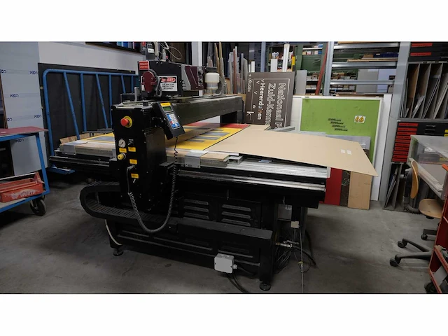 Axyz 3d cnc frees- en graveermachine - afbeelding 2 van  3