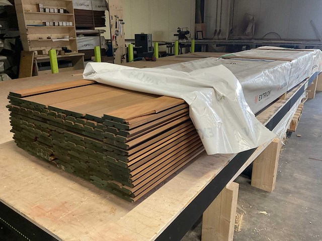 Ayous double, thermisch gemodificeerd hout (100x) - afbeelding 2 van  5