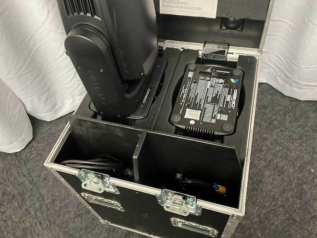 Ayrton diablo led-moving head (4x) - afbeelding 6 van  7
