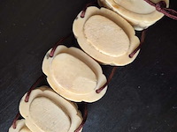 Aziatische inro gesneden uit bot - afbeelding 3 van  7